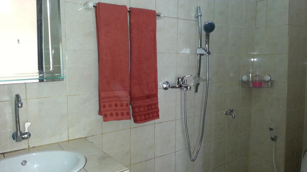 Dstay Kost Bali Jimbaran Habitación foto