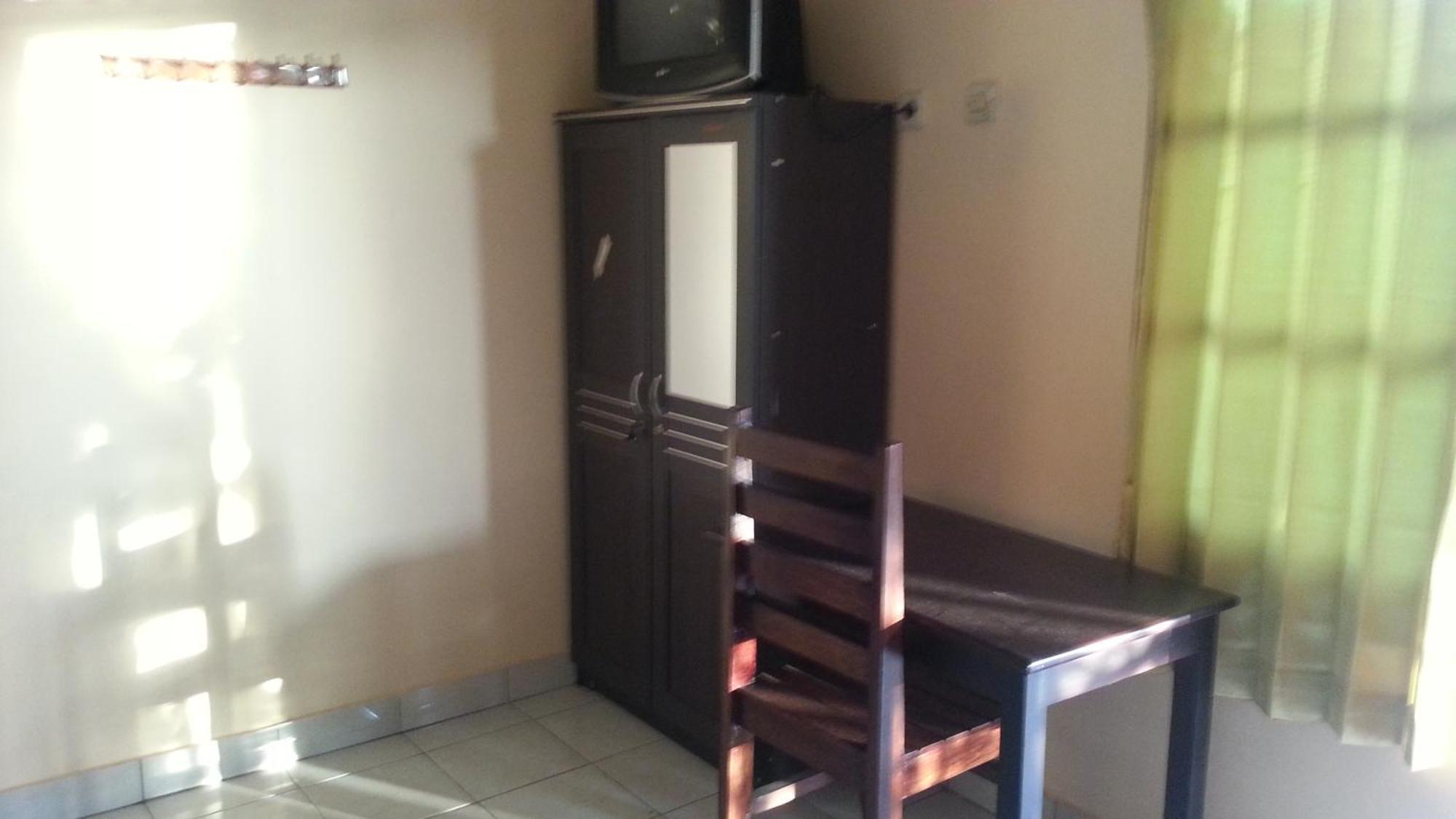 Dstay Kost Bali Jimbaran Habitación foto